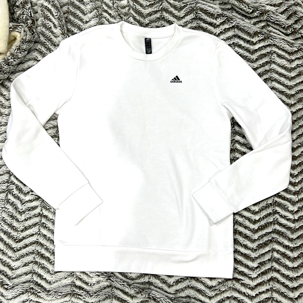 Adidas Women’s crewneck sweatshirt-size S (BNWOT)